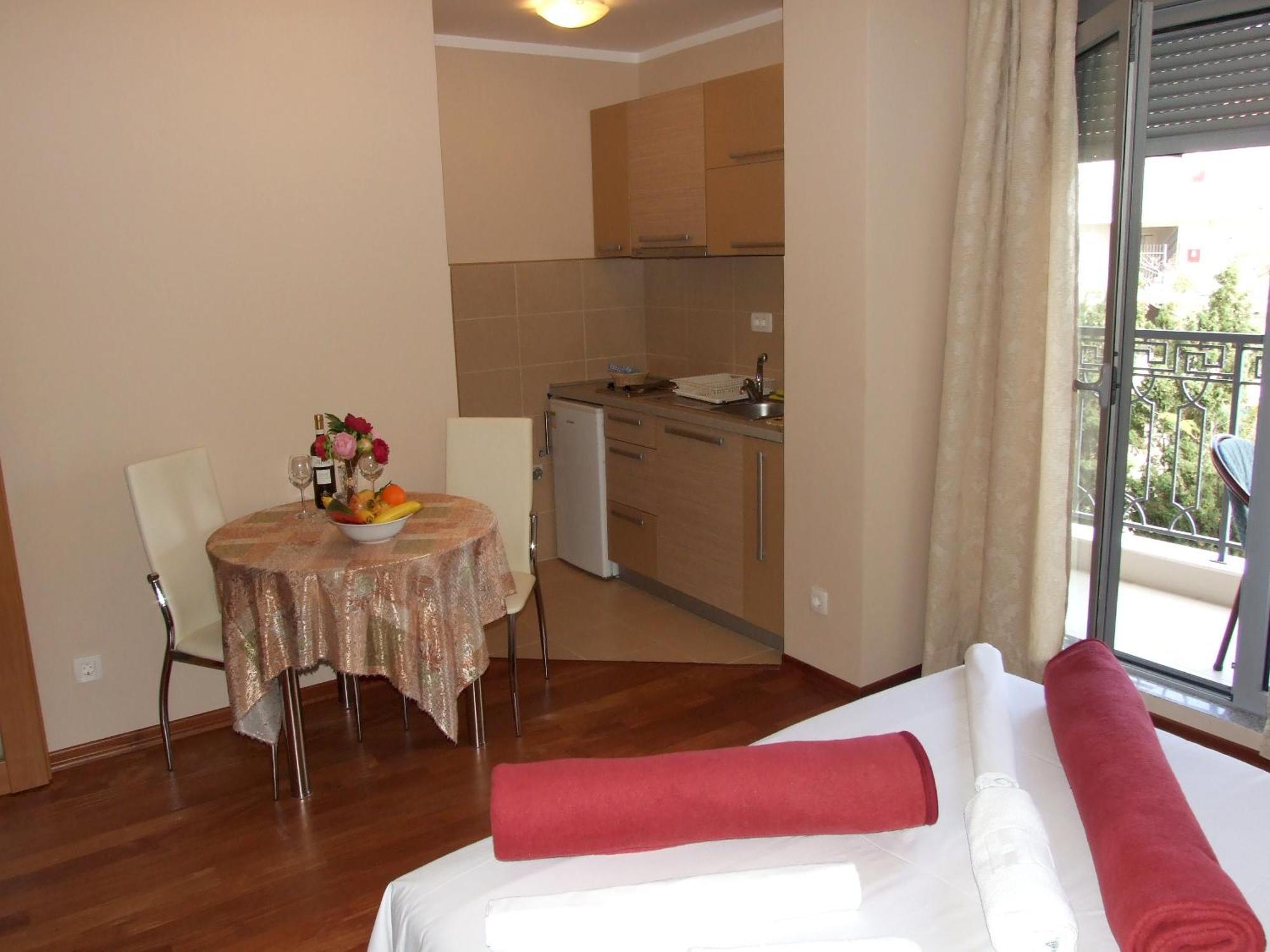 Apartments Oaza 2 Petrovac Phòng bức ảnh
