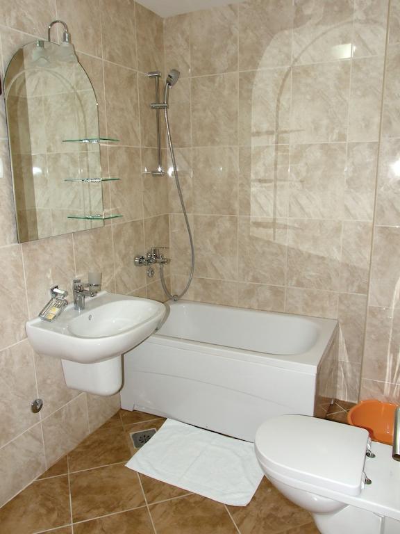 Apartments Oaza 2 Petrovac Ngoại thất bức ảnh
