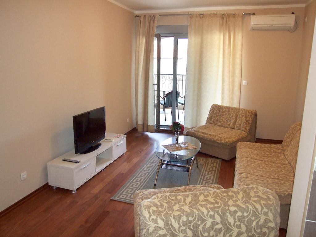 Apartments Oaza 2 Petrovac Phòng bức ảnh