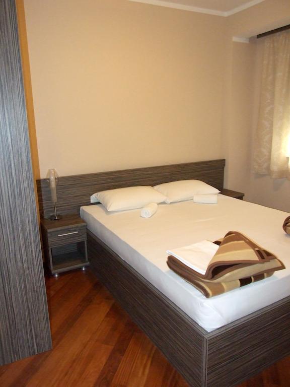 Apartments Oaza 2 Petrovac Phòng bức ảnh